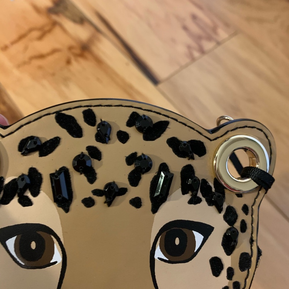 Kate Spade run wild leopard coin purse. - Picture 2 of 3